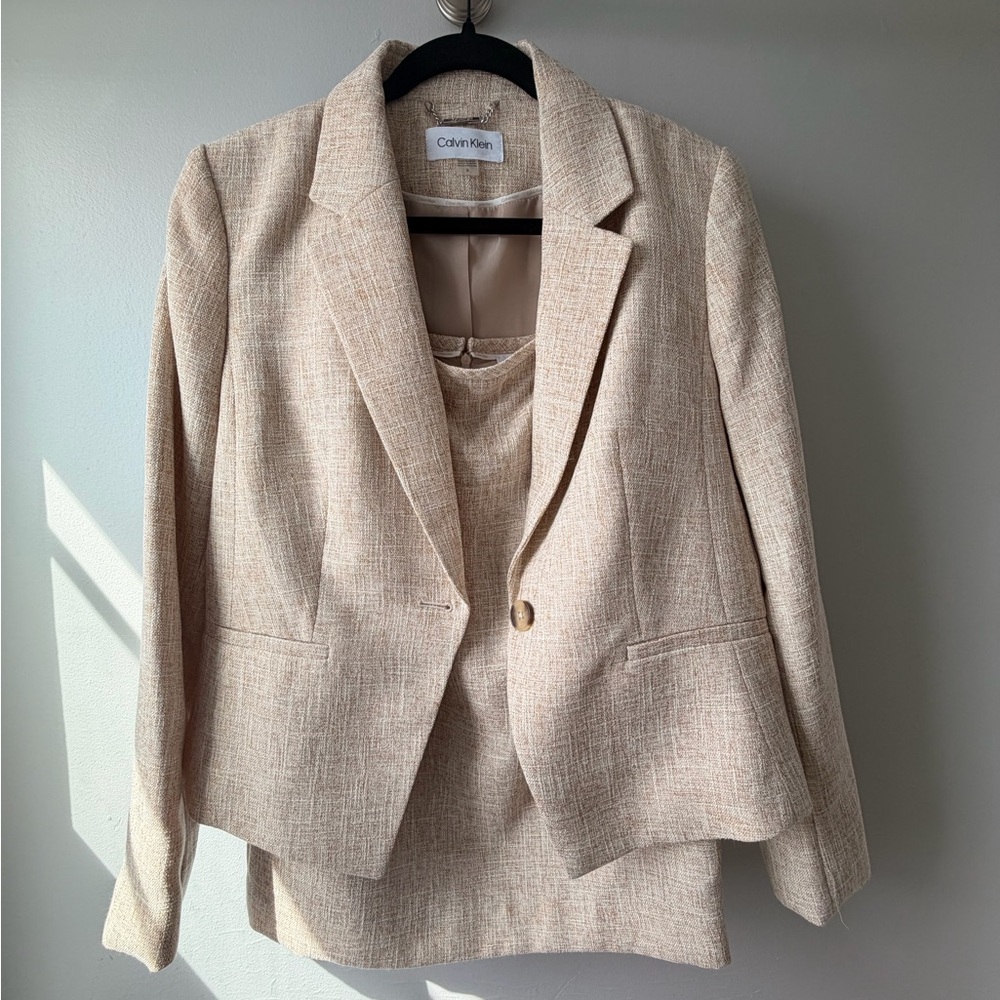 Calvin Klein Women's Beige Textured Blazer and Skirt Set